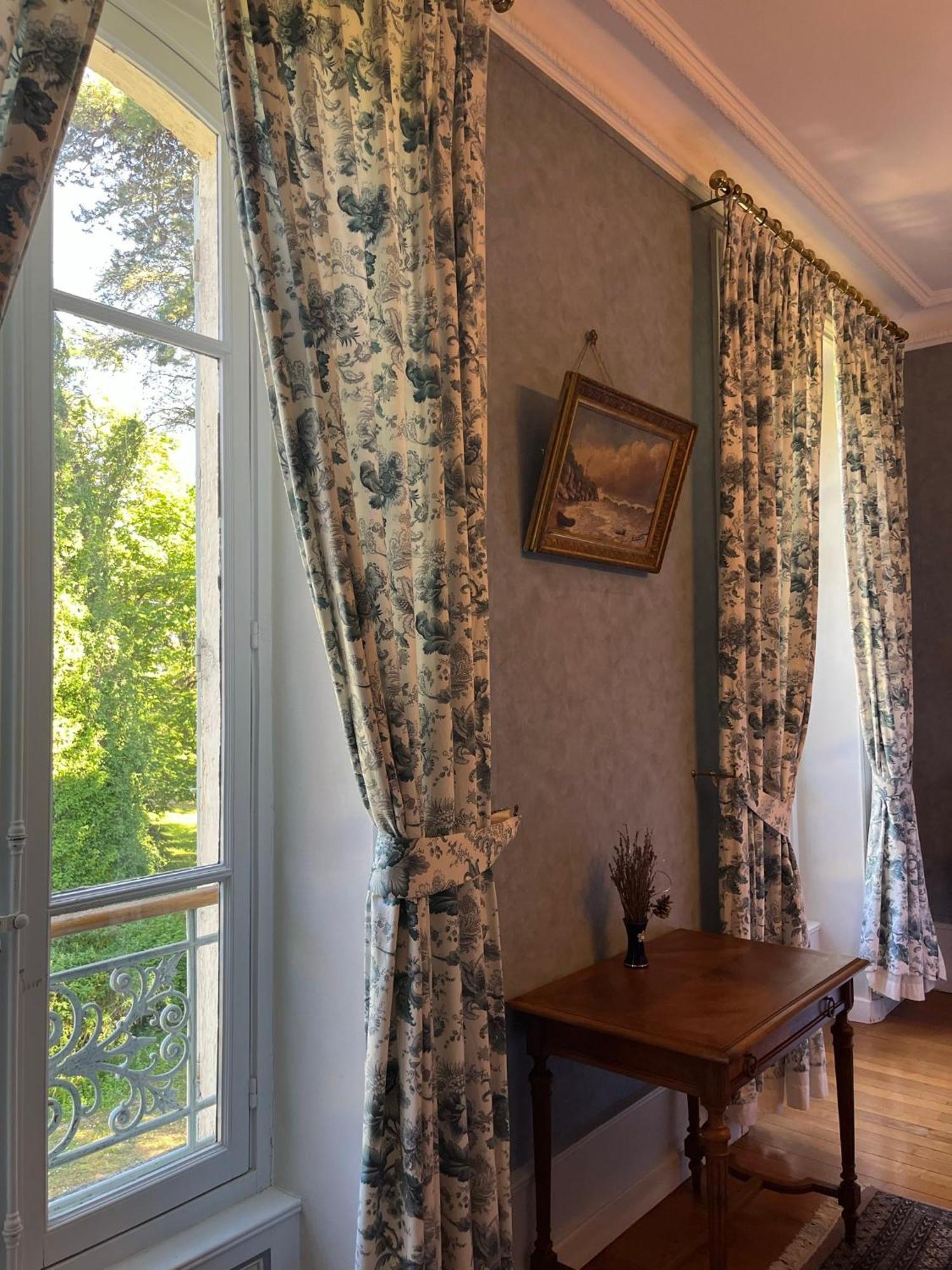Demeure Des Payratons Acomodação com café da manhã Saint-Gerand-le-Puy Exterior foto